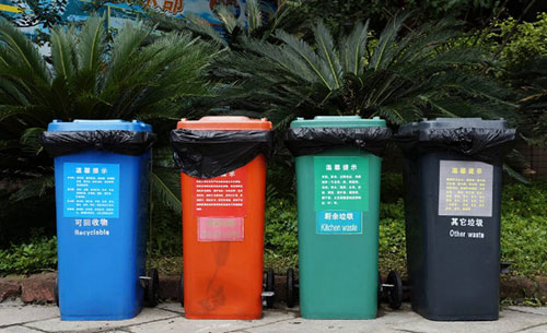實(shí)行分類數(shù)十年，廈門居民仍對(duì)分類垃圾桶“分不清”？