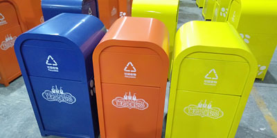 景區(qū)鋼板烤漆垃圾桶—游樂(lè)園鋼制噴塑垃圾桶廠(chǎng)家