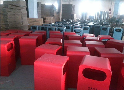 欣方圳不銹鋼垃圾桶廠家 為黃岡客戶精心打造。