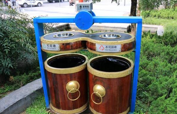 戶(hù)外垃圾桶廠(chǎng)家值得借鑒的環(huán)保原生態(tài)設(shè)計(jì)